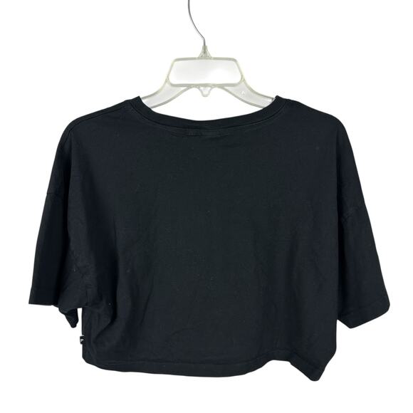 Aritzia TNA Black Short Sleeve Crew Neck Cut Off Crop Top - Picture 2 of 5